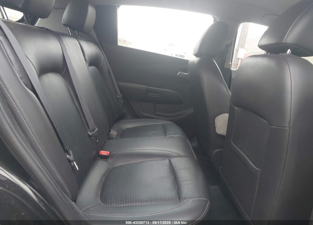 2015 CHEVROLET SONIC VIN: 1G1JE6SB3F4124247