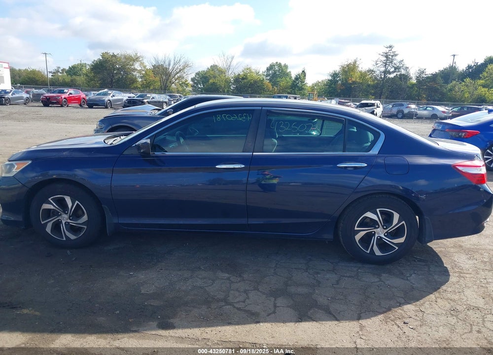 2017 HONDA ACCORD VIN: 1HGCR2F47HA063225