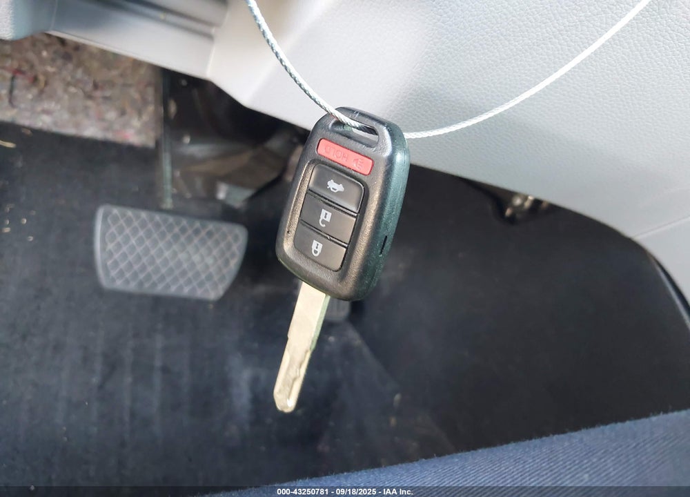 2017 HONDA ACCORD VIN: 1HGCR2F47HA063225