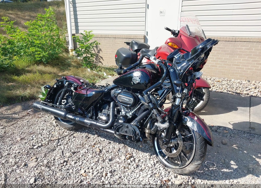 2022 HARLEY-DAVIDSON FLHXS VIN: 1HD1KRP16NB638202