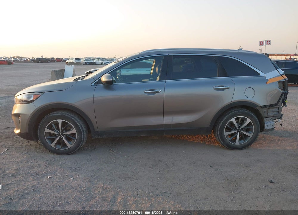 2019 KIA SORENTO VIN: 5XYPH4A53KG523535