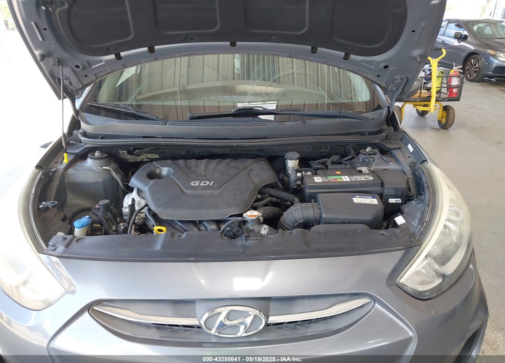 2016 HYUNDAI ACCENT VIN: KMHCT4AE8GU085612