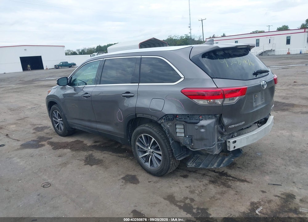 2019 TOYOTA HIGHLANDER VIN: 5TDJZRFH5KS921738