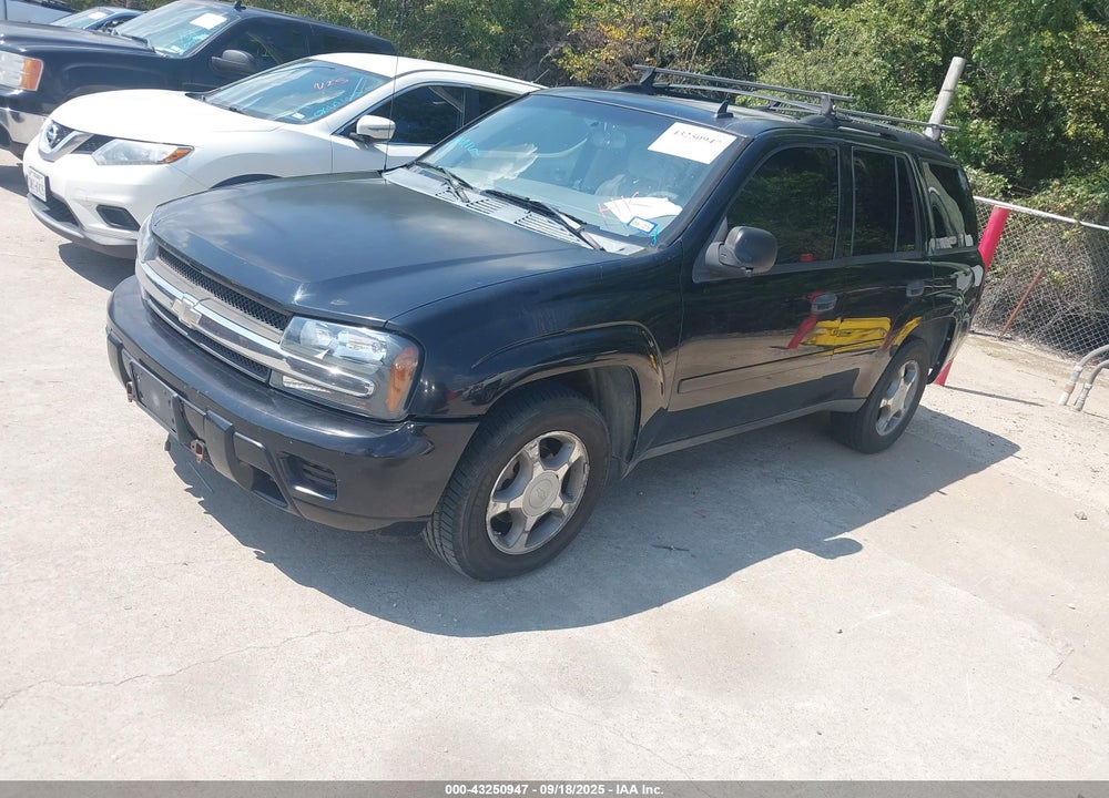 2007 CHEVROLET TRAILBLAZER LS VIN: 1GNDT13S772270120
