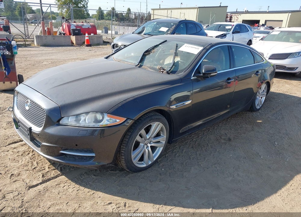 2012 JAGUAR XJ SERIES VIN: SAJWA2GB6CLV31377