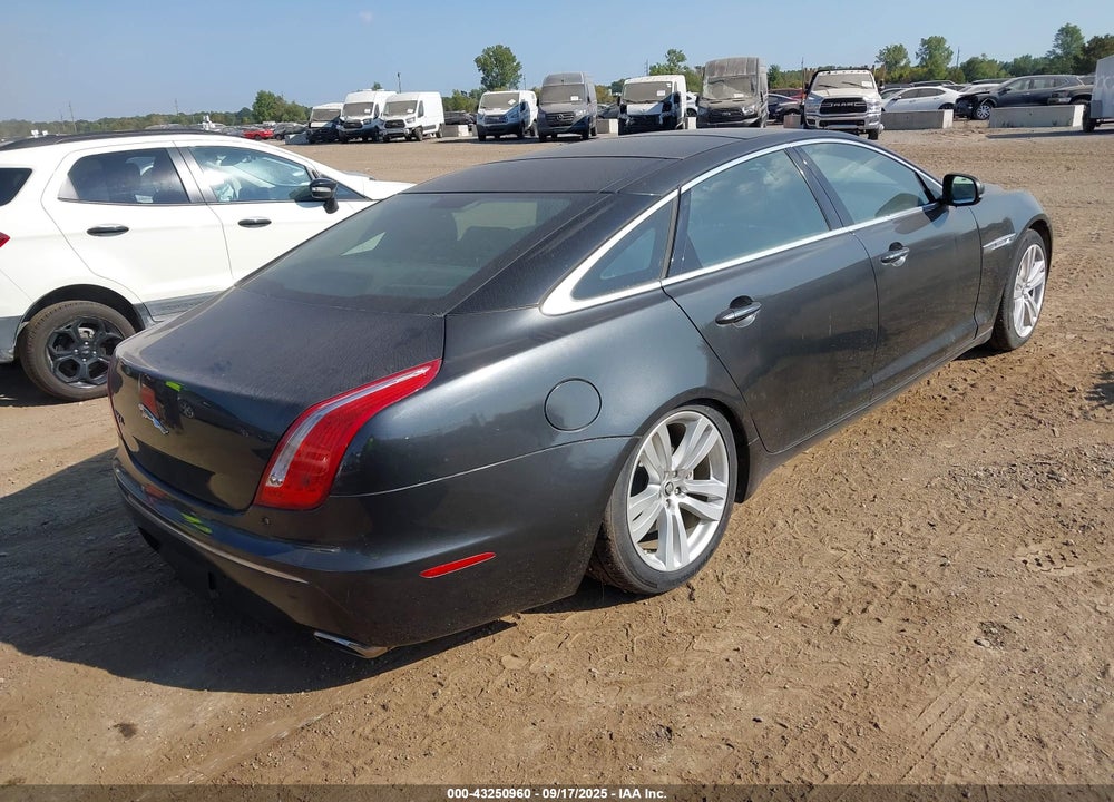 2012 JAGUAR XJ SERIES VIN: SAJWA2GB6CLV31377