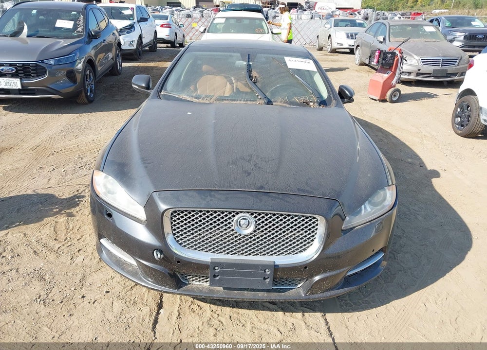 2012 JAGUAR XJ SERIES VIN: SAJWA2GB6CLV31377