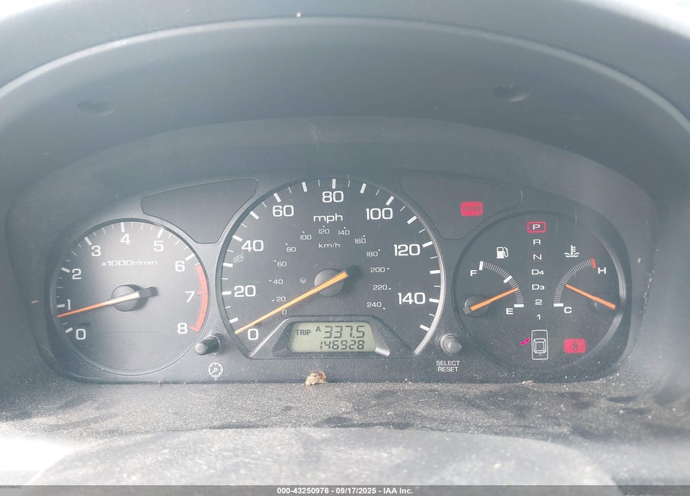 2002 HONDA ACCORD 2.3 EX/2.3 SE VIN: 1HGCG668X2A136918