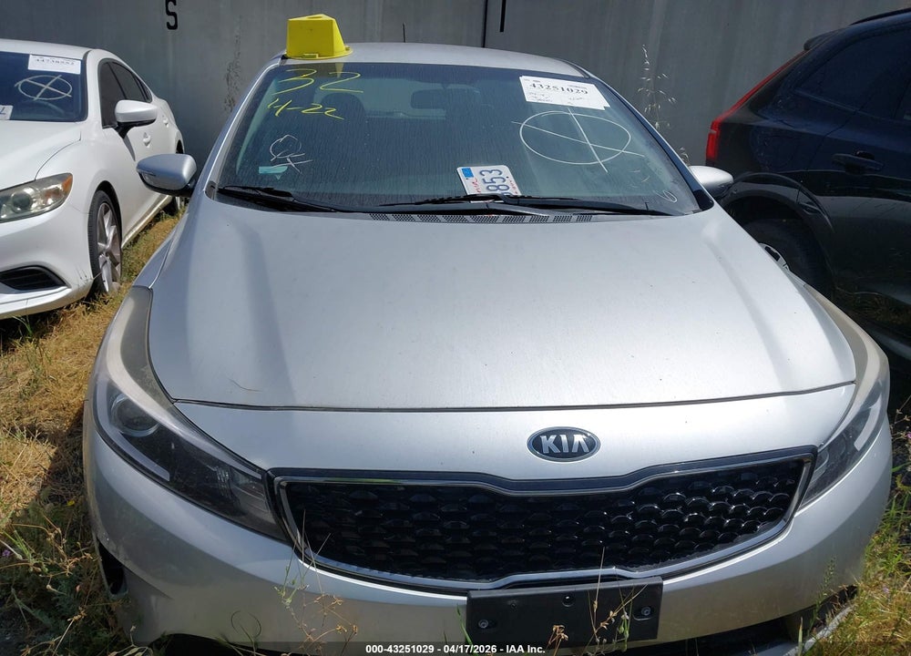 2017 KIA FORTE LX VIN: KNAFK5A81H5680735