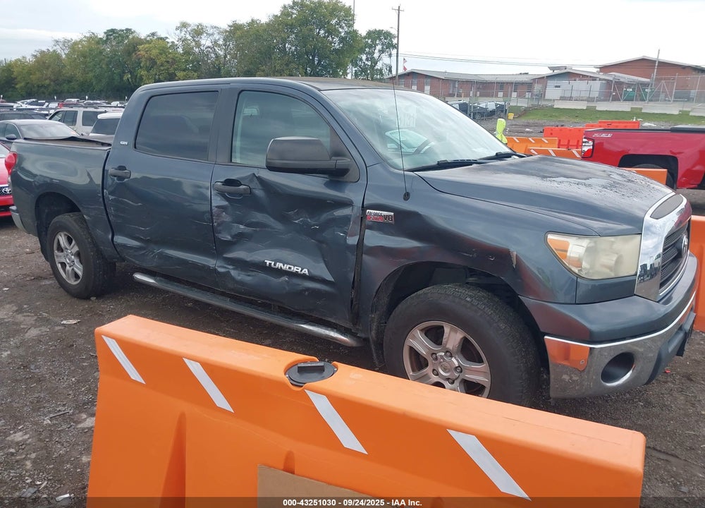 2007 TOYOTA TUNDRA SR5 5.7L V8 VIN: 5TBDV54187S462079