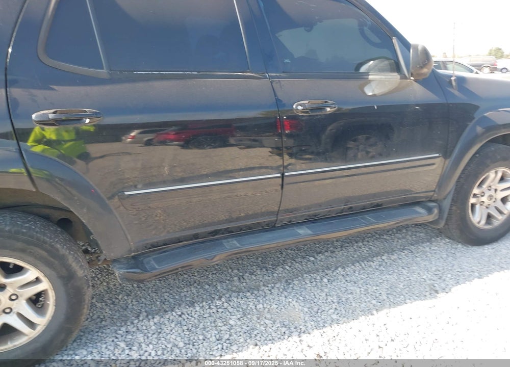2004 TOYOTA SEQUOIA LIMITED V8 VIN: 5TDBT48A14S206757