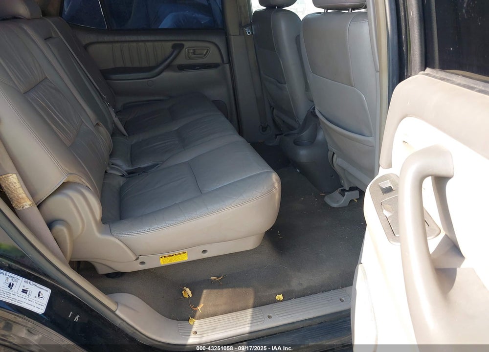 2004 TOYOTA SEQUOIA LIMITED V8 VIN: 5TDBT48A14S206757