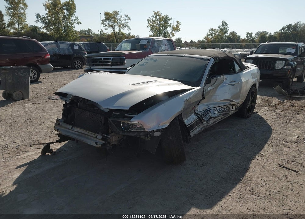 2014 FORD MUSTANG VIN: 1ZVBP8FF2E5232671