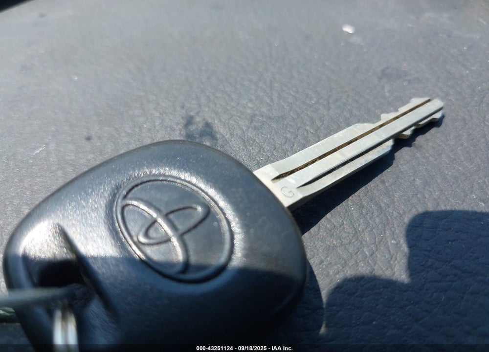 2011 TOYOTA TACOMA VIN: 5TFJU4GN9BX005225