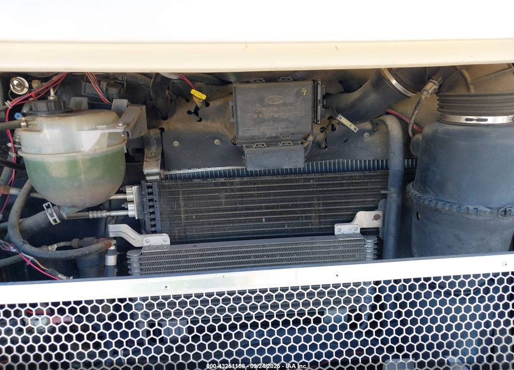 1999 FORD F550 SUPER DUTY STRIPPED CHASS VIN: 3FCNF53S8XJA18222