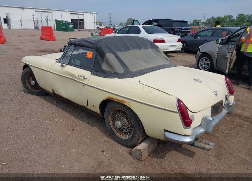 1968 MG B VIN: 00000GHN40146286G