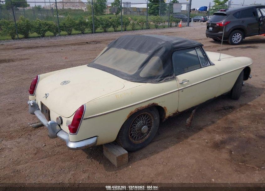 1968 MG B VIN: 00000GHN40146286G