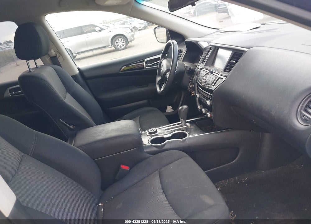 2017 NISSAN PATHFINDER VIN: 5N1DR2MMXHC659449