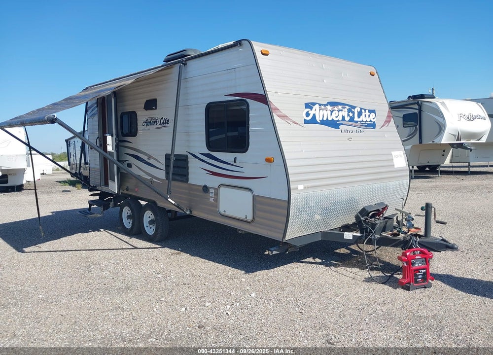 2015 GULFSTREAM AMERILIT M19KD VIN: 1NL1GTH29F1116320