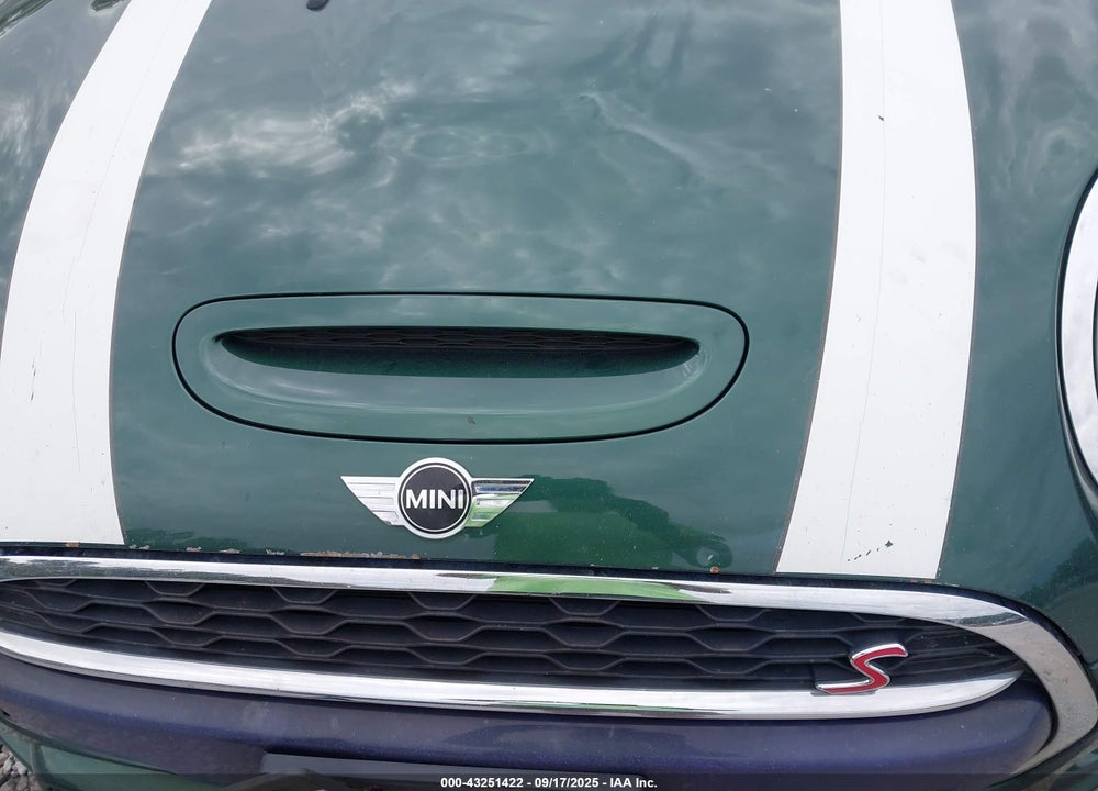 2018 MINI HARDTOP VIN: WMWXP7C57J2C61934