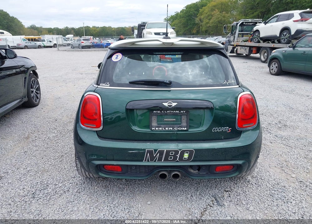 2018 MINI HARDTOP VIN: WMWXP7C57J2C61934