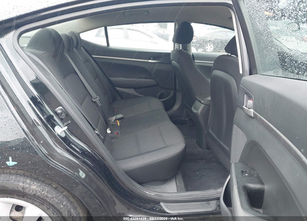 2020 HYUNDAI ELANTRA VIN: 5NPD74LF2LH591637