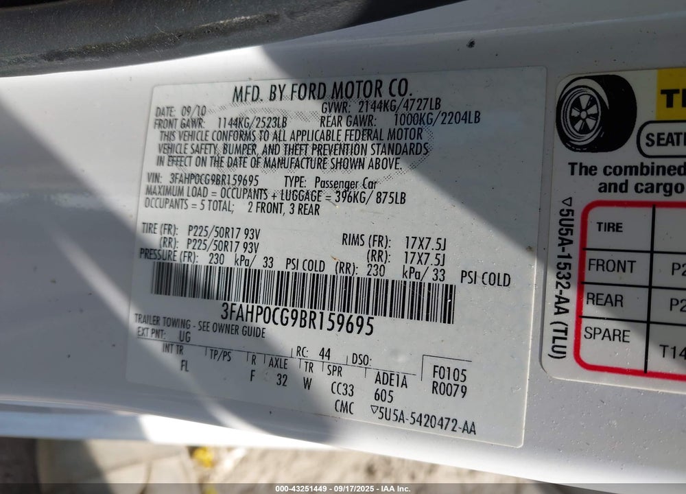 2011 FORD FUSION VIN: 3FAHP0CG9BR159695