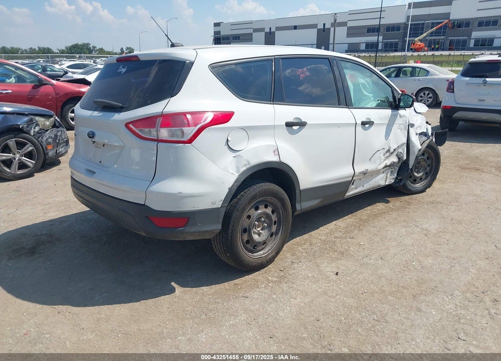 2015 FORD ESCAPE S VIN: 1FMCU0F7XFUB44027