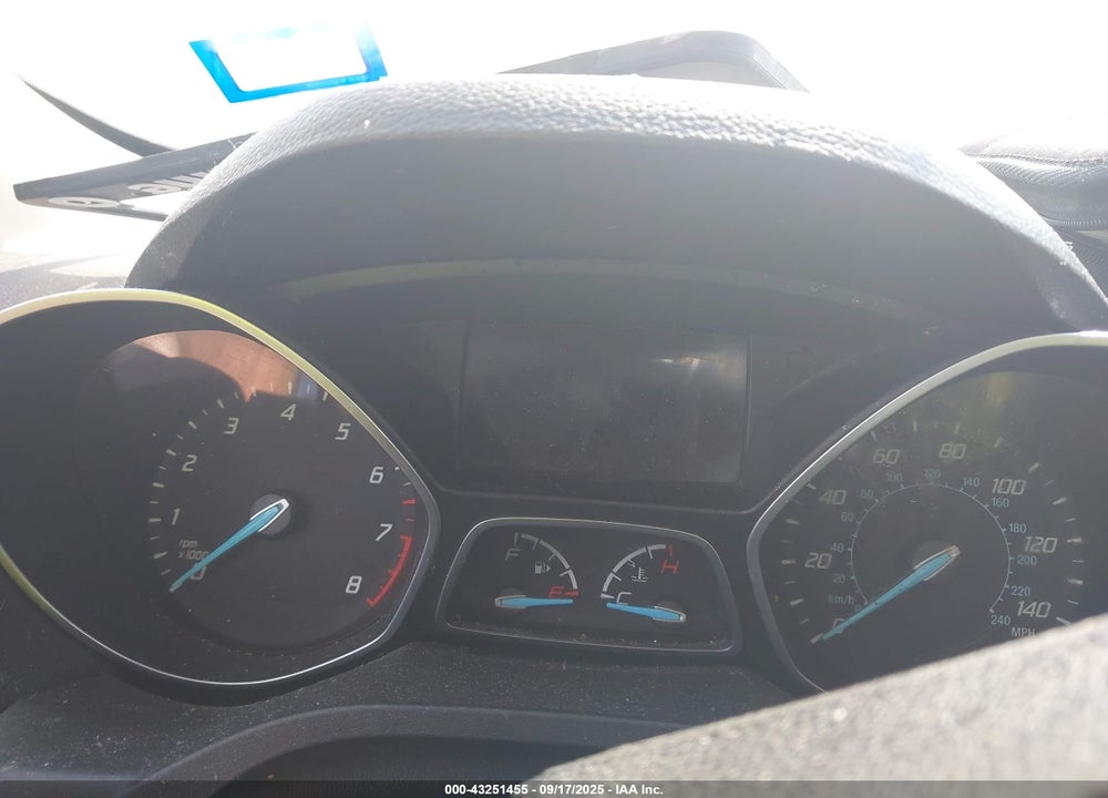 2015 FORD ESCAPE S VIN: 1FMCU0F7XFUB44027