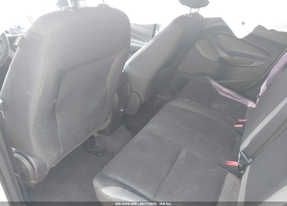 2015 FORD ESCAPE S VIN: 1FMCU0F7XFUB44027