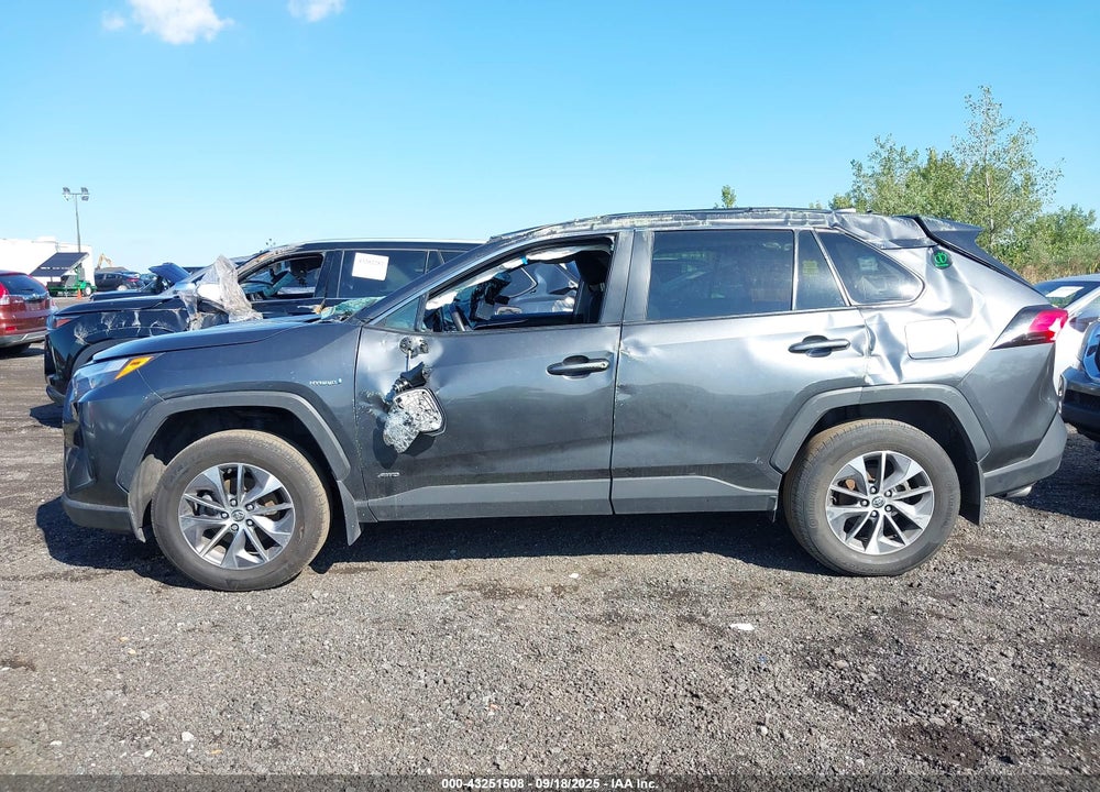 2022 TOYOTA RAV4 HYBRID VIN: 2T3RWRFV9NW129239