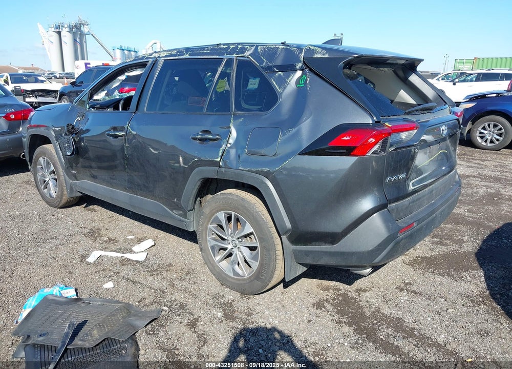2022 TOYOTA RAV4 HYBRID VIN: 2T3RWRFV9NW129239