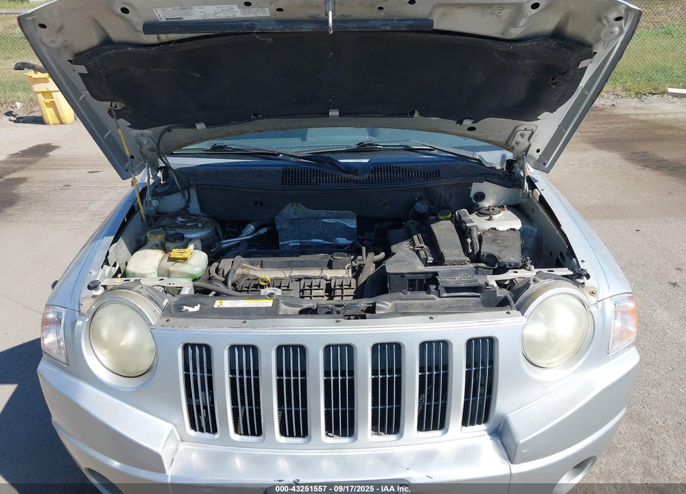 2007 JEEP COMPASS SPORT VIN: 1J8FT47037D386147