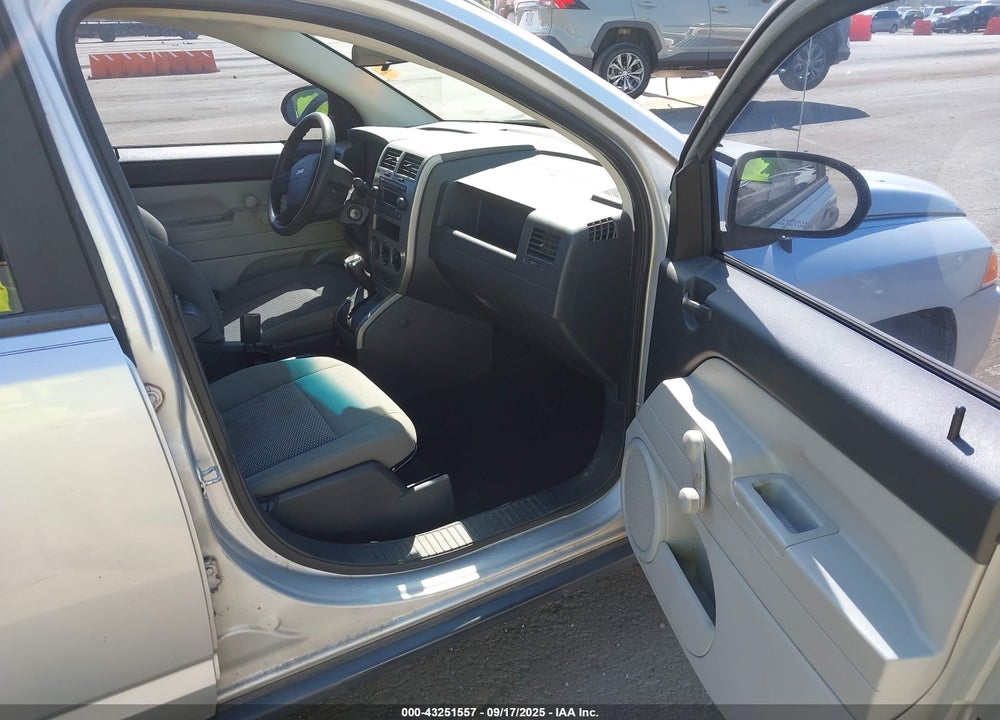 2007 JEEP COMPASS SPORT VIN: 1J8FT47037D386147