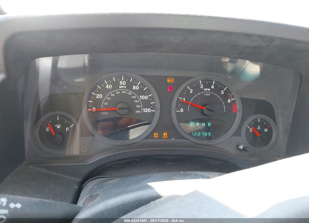 2007 JEEP COMPASS SPORT VIN: 1J8FT47037D386147