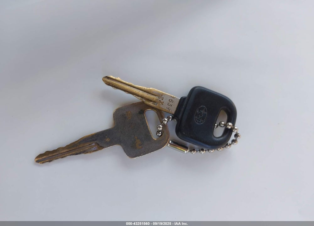 1994 SUBARU LEGACY L VIN: 4S3BC6333R9645825