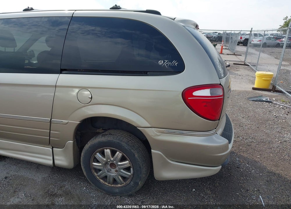 2006 CHRYSLER TOWN & COUNTRY LIMITED VIN: 2A8GP64L36R674782