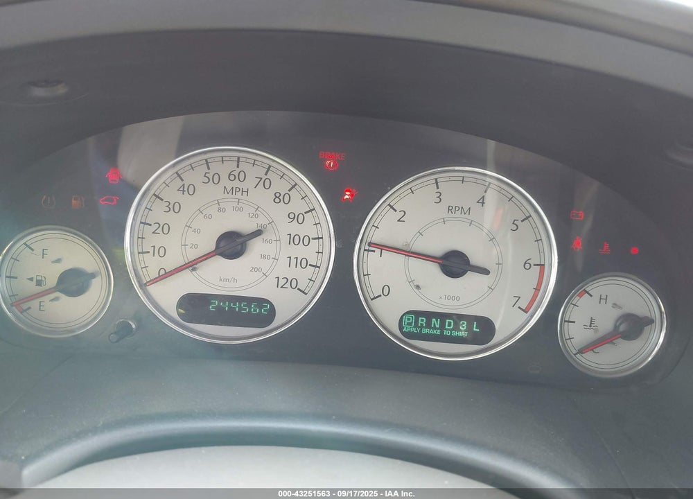2006 CHRYSLER TOWN & COUNTRY LIMITED VIN: 2A8GP64L36R674782
