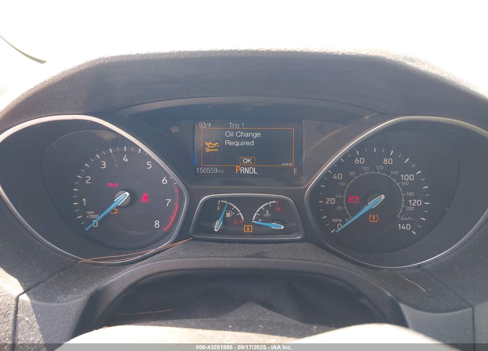 2017 FORD FOCUS VIN: 1FADP3F2XHL243225