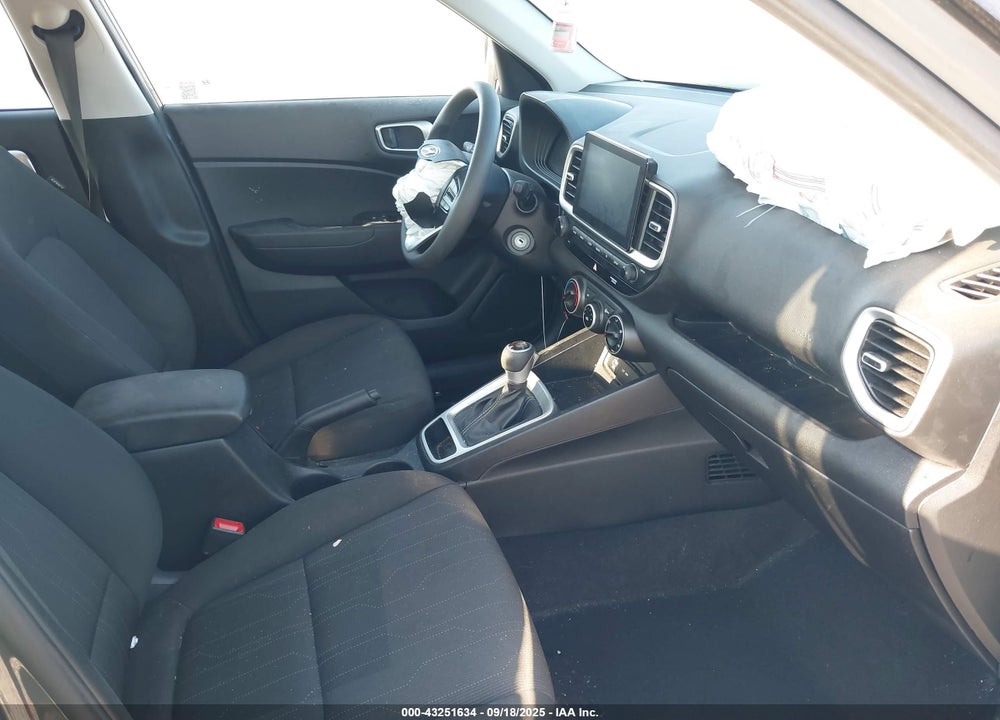 2025 HYUNDAI VENUE SE VIN: KMHRB8A38SU365199