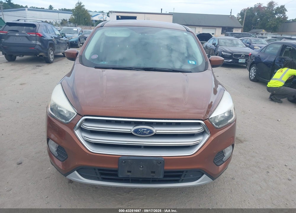 2017 FORD ESCAPE VIN: 1FMCU9GD7HUB05746
