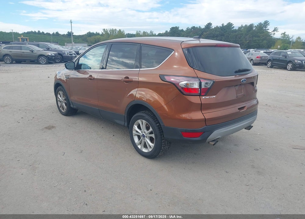 2017 FORD ESCAPE VIN: 1FMCU9GD7HUB05746
