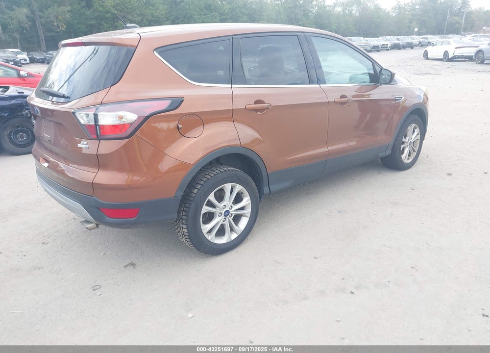 2017 FORD ESCAPE VIN: 1FMCU9GD7HUB05746