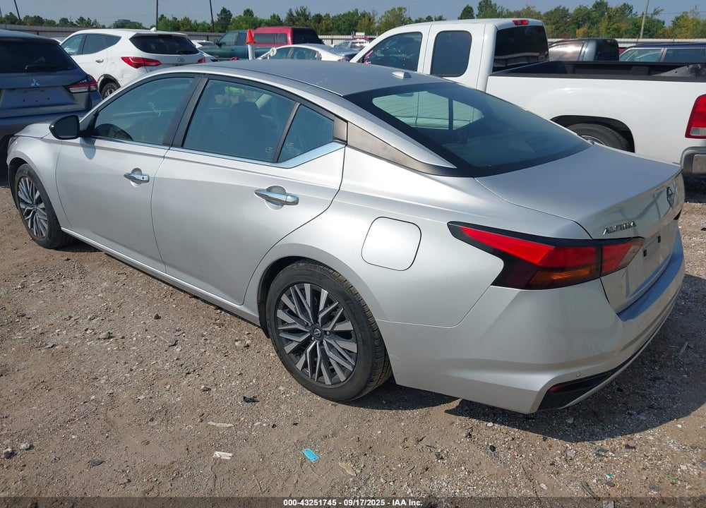 2024 NISSAN ALTIMA VIN: 1N4BL4DV2RN302604