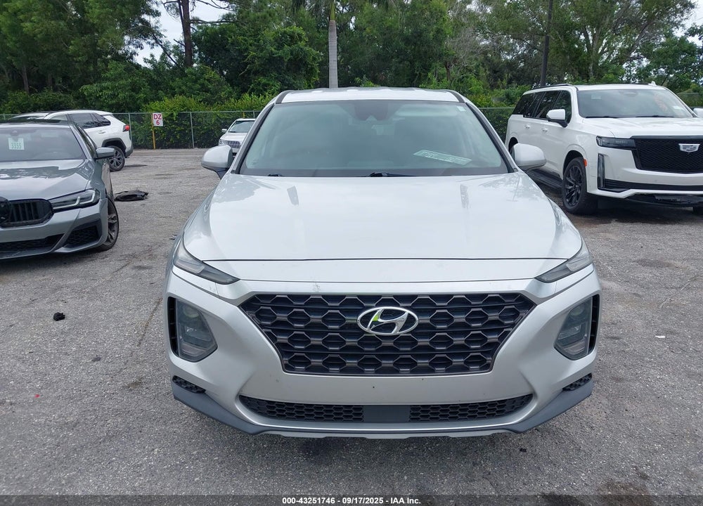 2019 HYUNDAI SANTA FE SE VIN: 5NMS23ADXKH130473