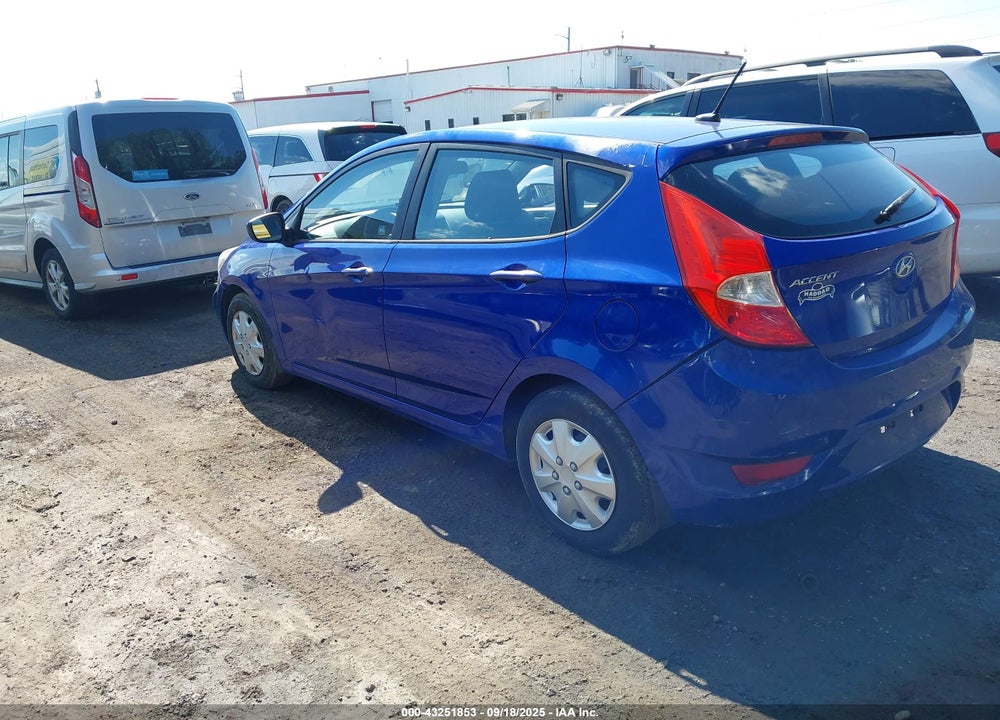2013 HYUNDAI ACCENT VIN: KMHCT5AE8DU111983