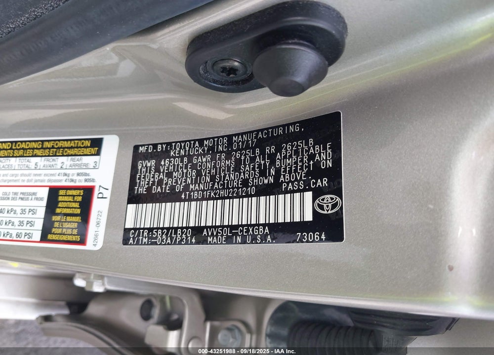 2017 TOYOTA CAMRY HYBRID XLE VIN: 4T1BD1FK2HU221210