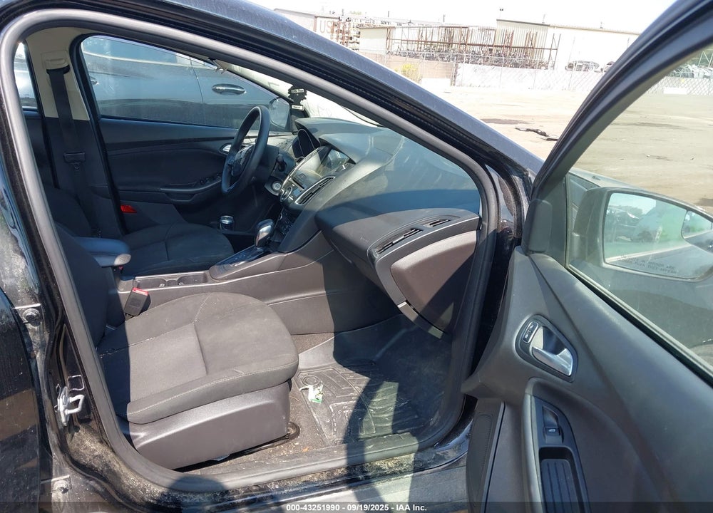 2018 FORD FOCUS VIN: 1FADP3H22JL252827