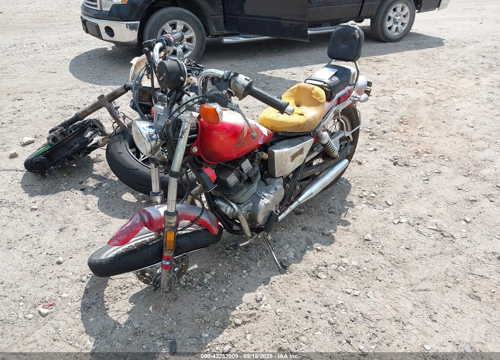1985 HONDA CMX250 C VIN: JH2MC1300FK001857