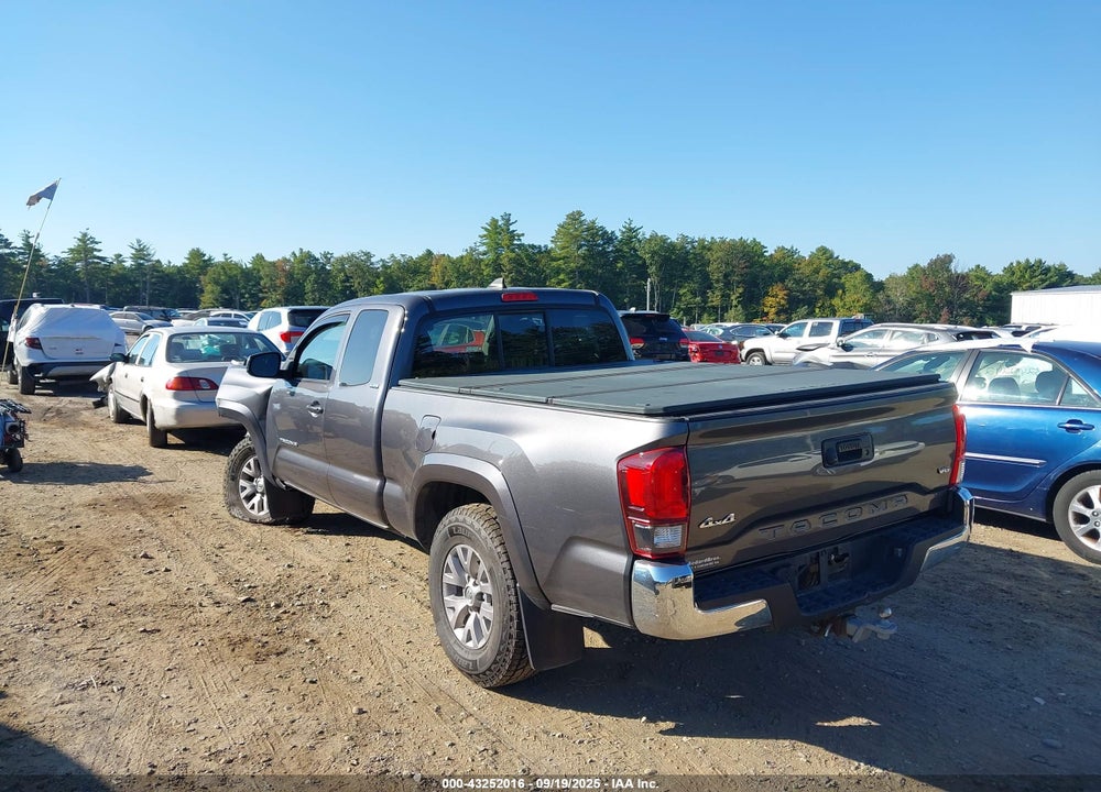 2019 TOYOTA TACOMA SR5 V6 VIN: 5TFSZ5AN7KX210465